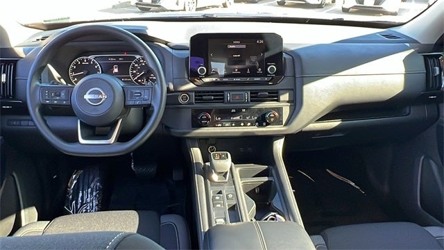 2023 Nissan Pathfinder S